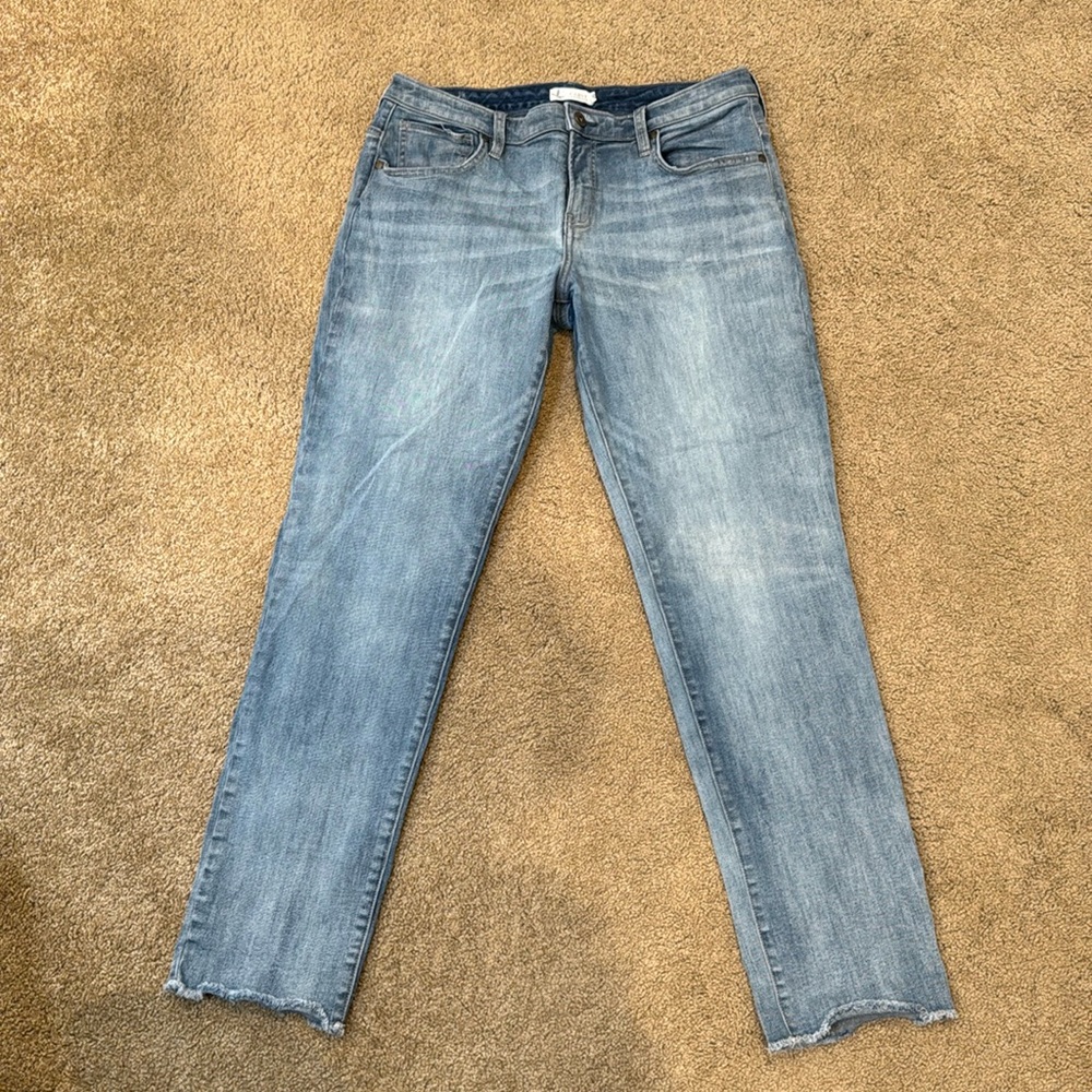 Carve Designs Women's Straight Leg Jeans - Light Blue Wash